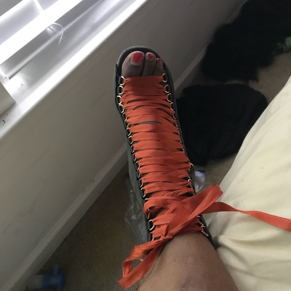 Steve Madden booties - Picture 7 of 8